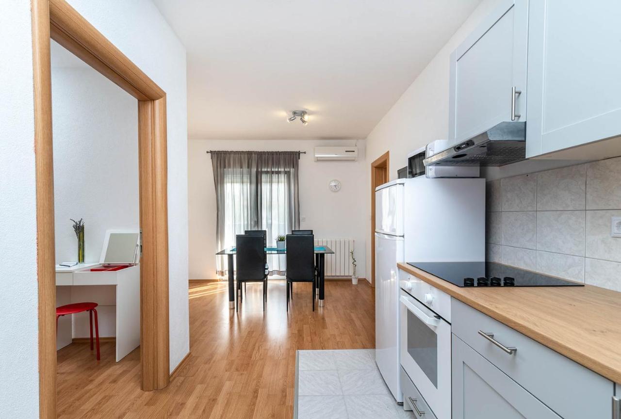 Apartment Eight By Kuzmanic Trogir