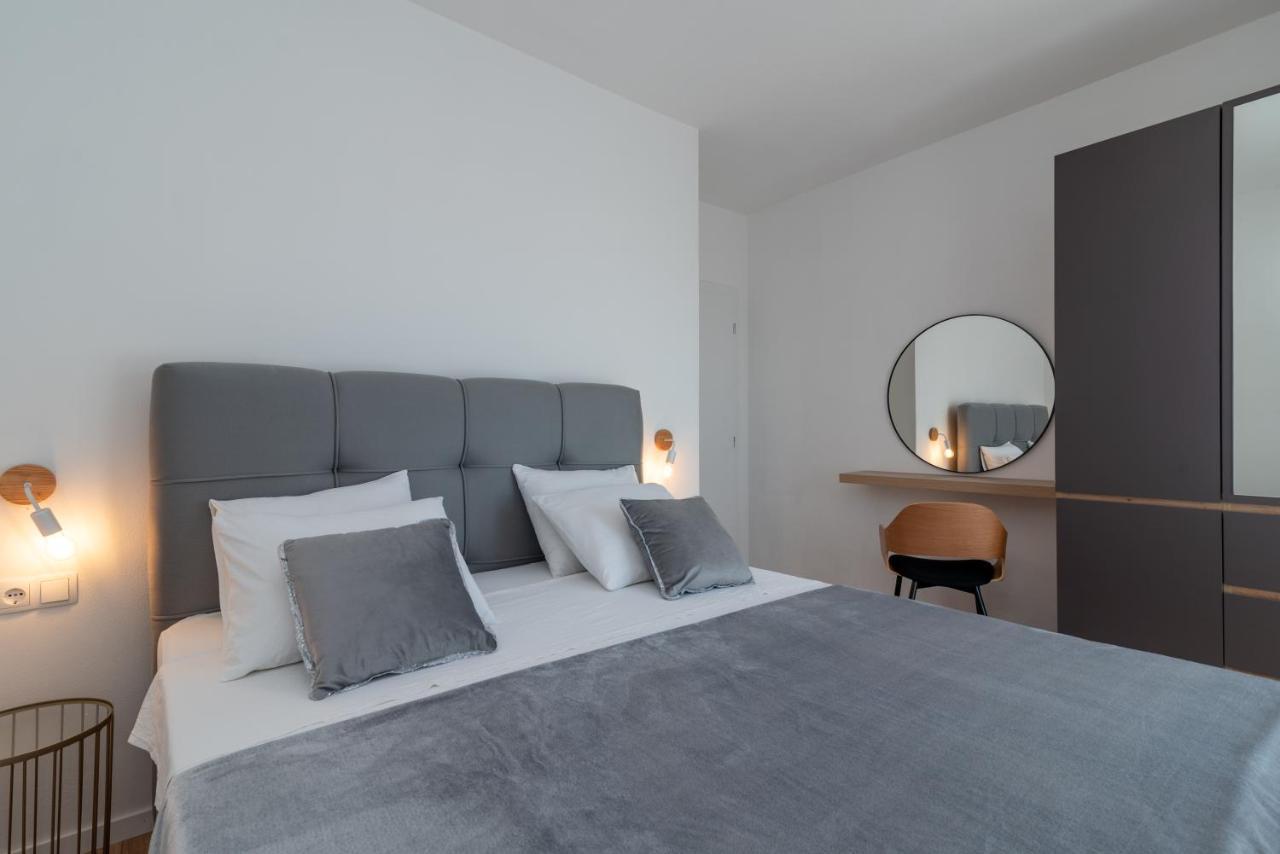Eight By Kuzmanic Apartment